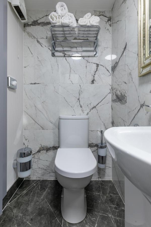 Brookville Guesthouse Тъламор Екстериор снимка