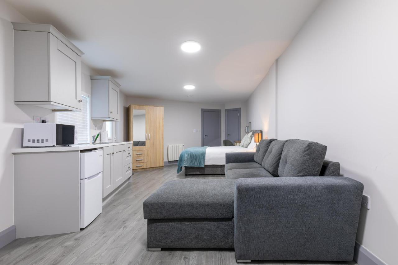Brookville Guesthouse Тъламор Екстериор снимка