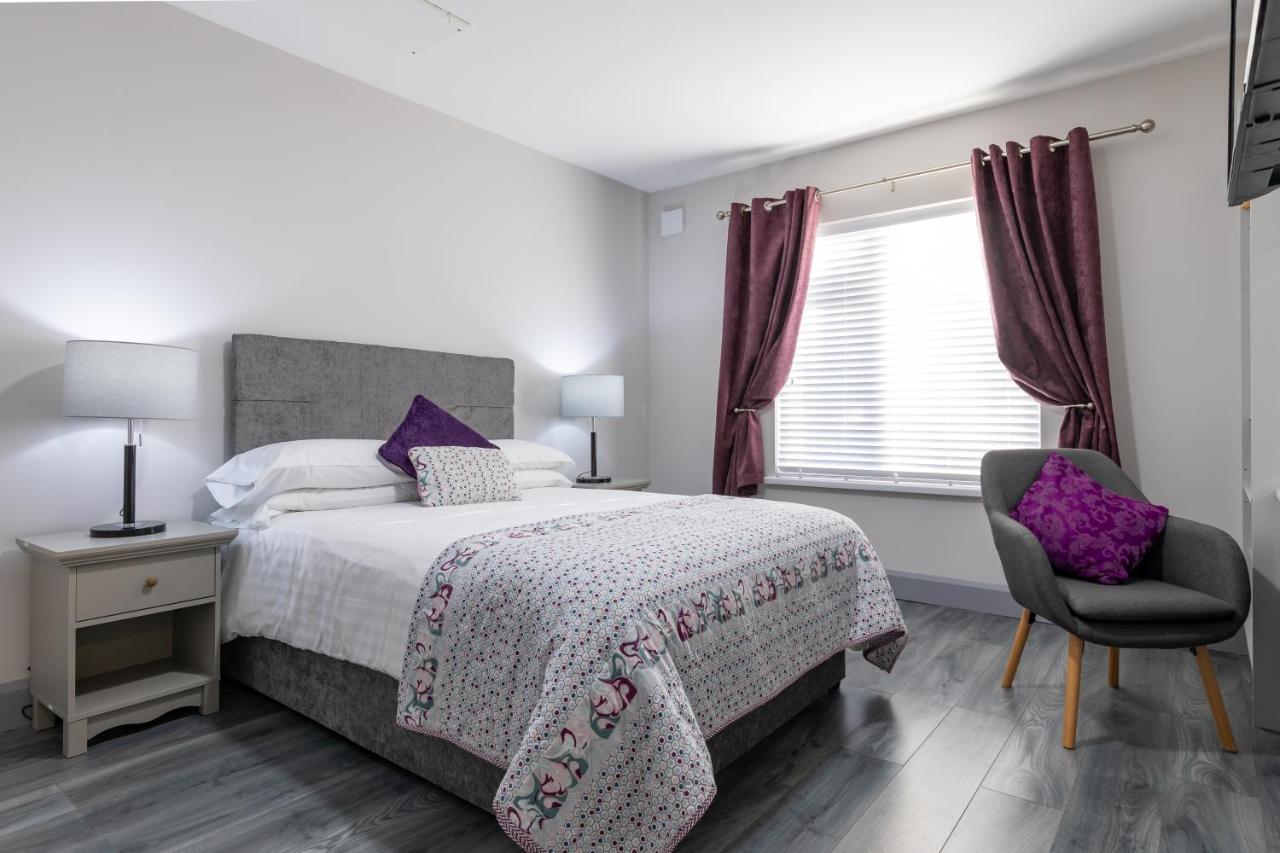 Brookville Guesthouse Тъламор Екстериор снимка