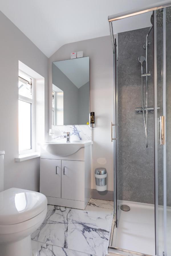 Brookville Guesthouse Тъламор Екстериор снимка