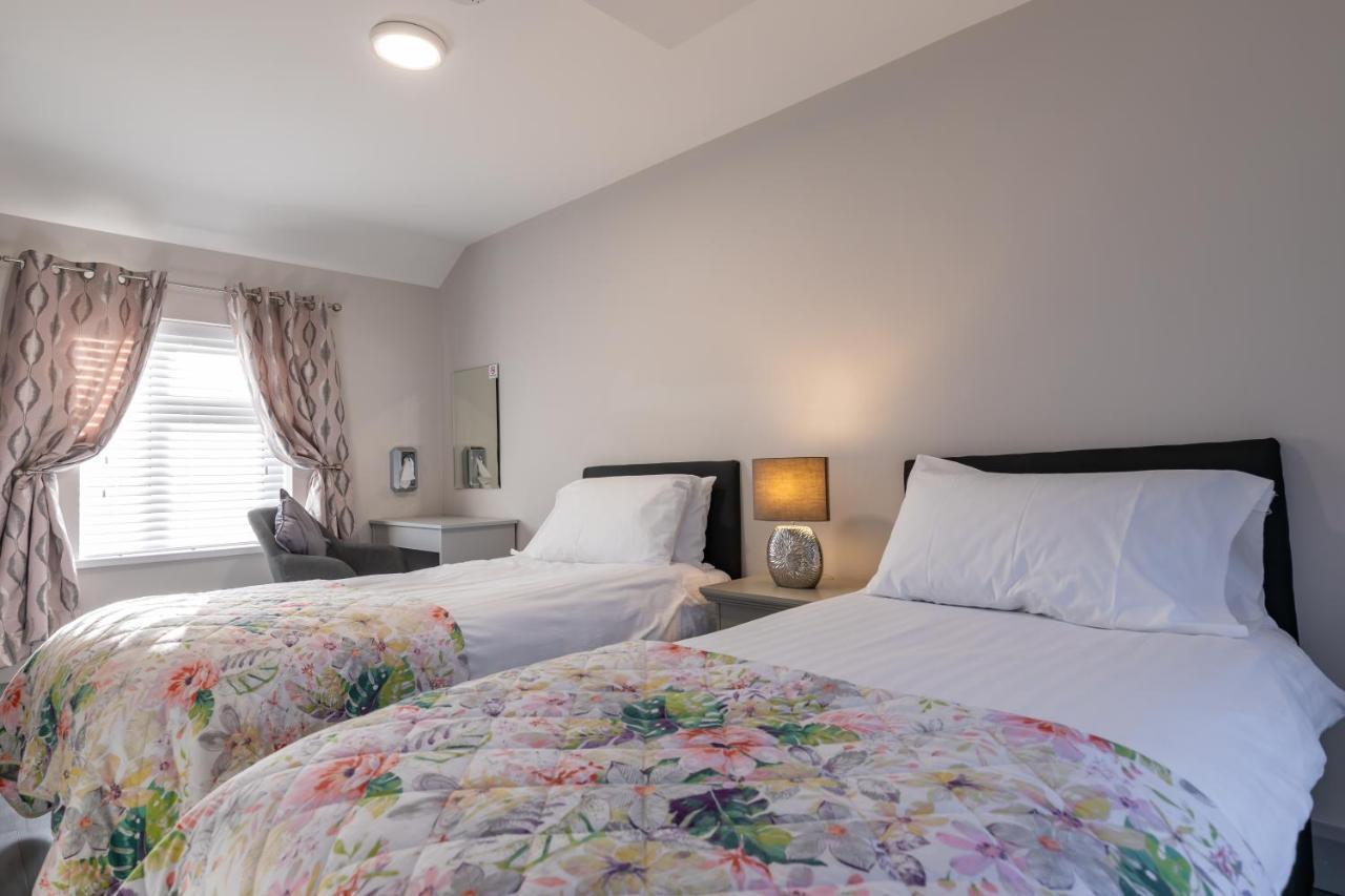 Brookville Guesthouse Тъламор Екстериор снимка