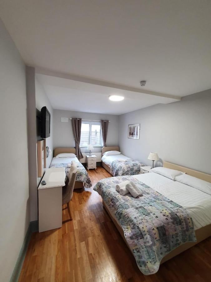 Brookville Guesthouse Тъламор Екстериор снимка