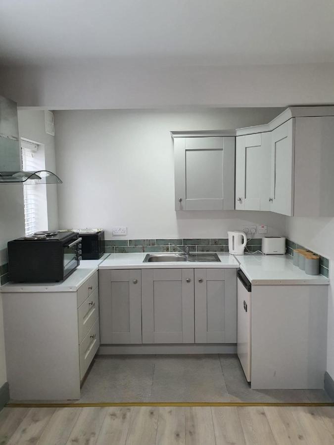 Brookville Guesthouse Тъламор Екстериор снимка
